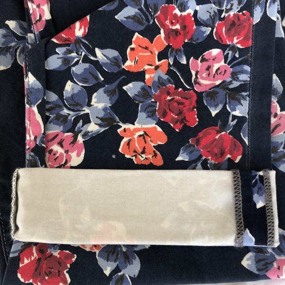 NEW WITHOUT TAGS CITIZENS OF HUMANITY MANDY HIGH WAIST RETRO SLIM ROLL UP JEANS - Picture 10 of 11